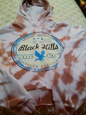 BLACK HILLS SOUTH DAKOTA HOODIE SIZE LARGE DREAMSICLE SUPER SOFT